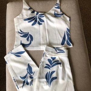Two piece pants and top set tropical style